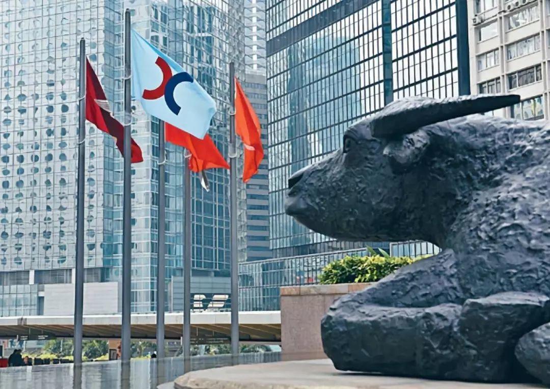 德勤指2019年香港IPO募资或减至1800亿港元，李小加表示一点也不担心
