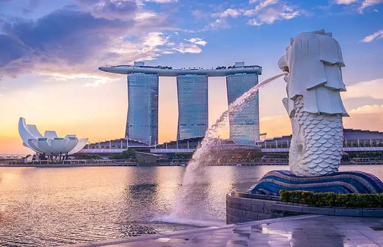2022屬於「新加坡」，2023屬於「香港」
